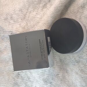 Anastasia Beverly Hills Loose Setting Powder, 25g/0.90oz